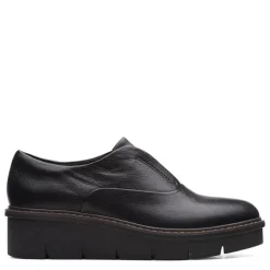 Clarks Loafers|Women's , Airabell Sky Slip-On Black