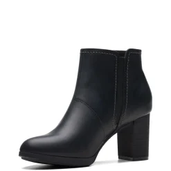 Clarks Boots|Women's , Bayla Glow Boot Black Oily