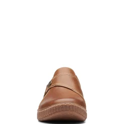 Clarks Loafers|Women's , Caroline Pearl Slip-On Dark Tan