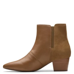 Clarks Boots|Women's , Ellanie Vibe Boot Taupe Leather