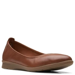 Clarks Flats|Women's , Jenette Ease Flat Tan Solid