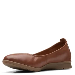 Clarks Flats|Women's , Jenette Ease Flat Tan Solid