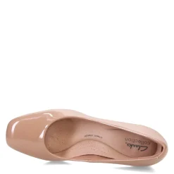 Clarks Pumps & Heels|Women's , Kyndall Iris Pump Warm Beige