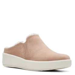 Clarks Sneakers & Athletic|Women's , Layton Gem Slip-On Praline