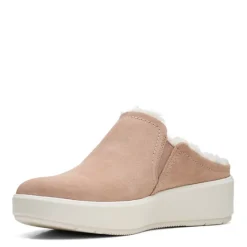 Clarks Sneakers & Athletic|Women's , Layton Gem Slip-On Praline