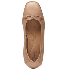 Clarks Flats|Women's , Lyrical Rhyme Flat Beige