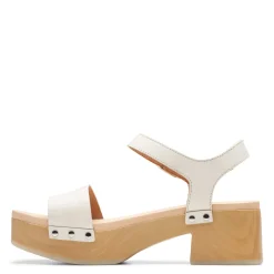 Clarks Pumps & Heels|Women's , Sivanne Bay Sandal Ivory Interest Leather