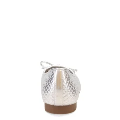 Cliffs by White Mountain Flats|Women's , Bessy Flat Silver