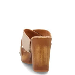 Korks Pumps & Heels|Women's , Lynda Sandal Natural