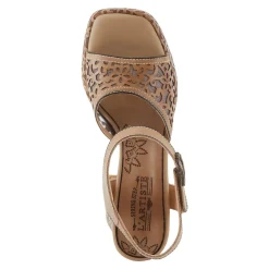 L Artiste Sandals|Women's L'Artiste By Spring Step, Savychic Sandal Beige