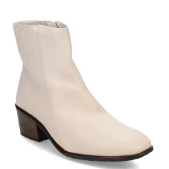 Naot Boots|Women's , Goodie Boot Ivory