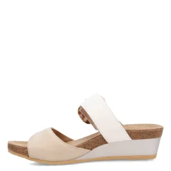 Naot Wedges|Women's , Kingdom Sandal Ivory