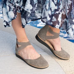 SOUL Naturalizer Wedges|Women's , Intro Slip-On Grey