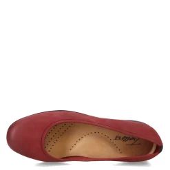 Trotters Flats|Women's , Darcey Flat Dark Red